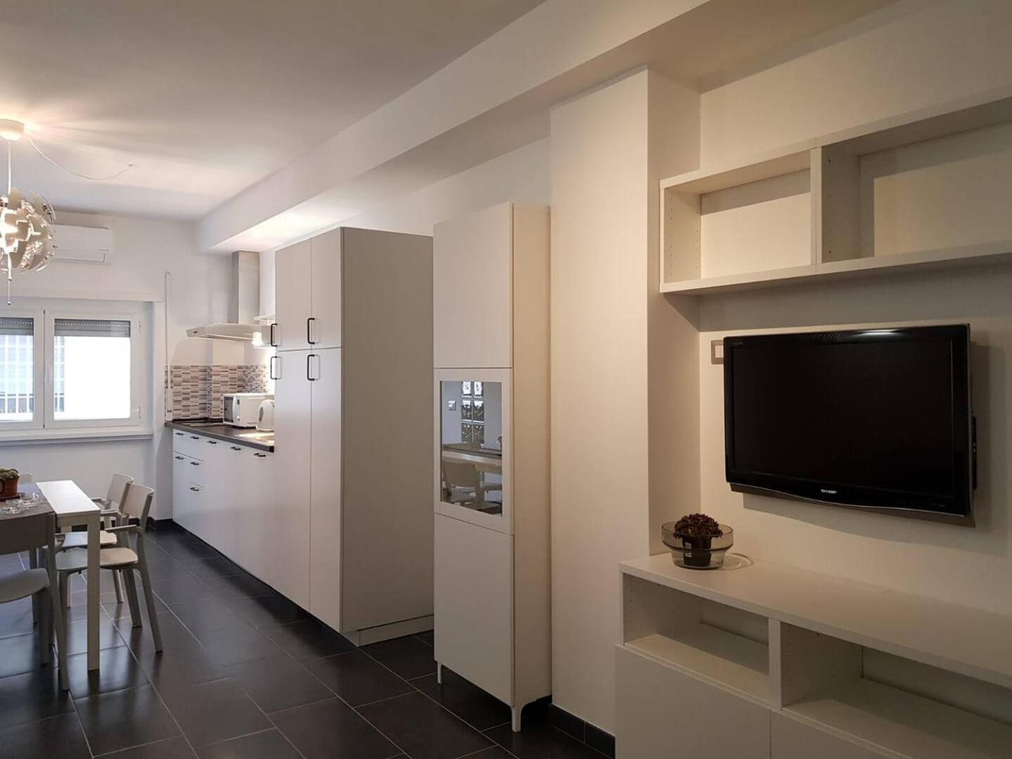 Nomentana White Apartments By Ghor Rome Exterior photo