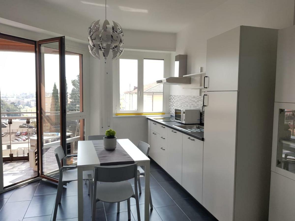 Nomentana White Apartments By Ghor Rome Exterior photo