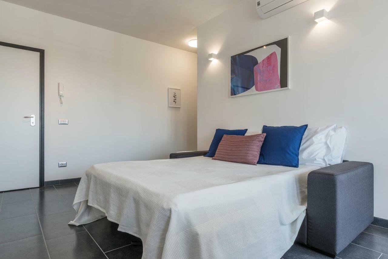 Nomentana White Apartments By Ghor Rome Exterior photo